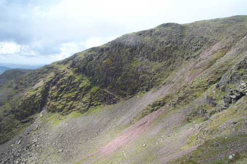 Red-Screes-210505-025