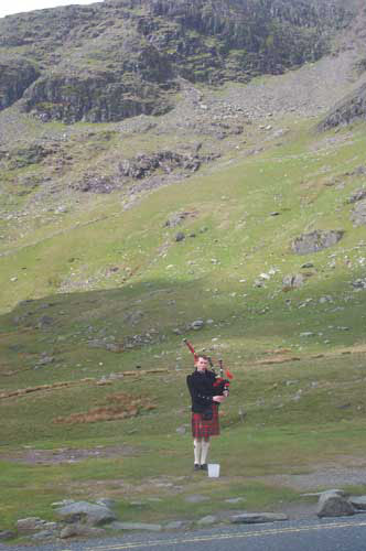 Red-Screes-210505-028